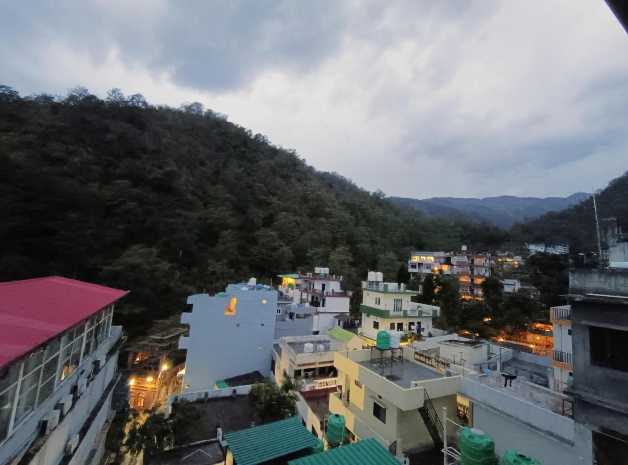 Hotel Aman Rishīkesh Exterior foto